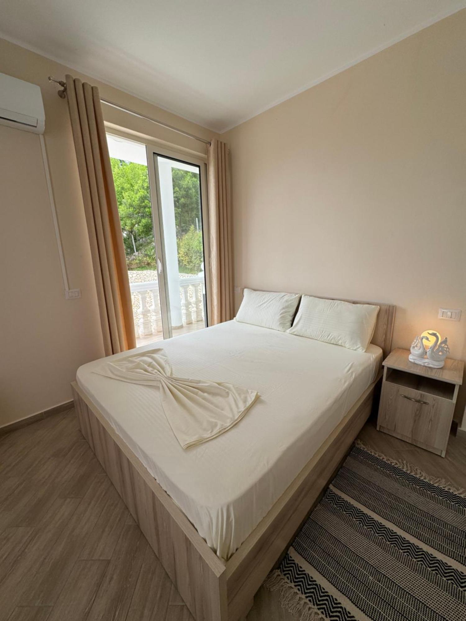 Vila Horizont Baks-Rrjoll Exterior photo