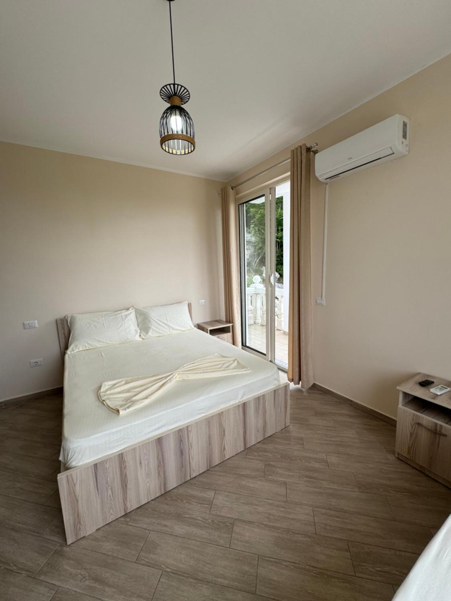 Vila Horizont Baks-Rrjoll Exterior photo